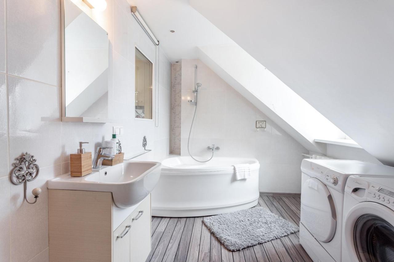 Castle View Apartment By Reside Baltic VNO Esterno foto